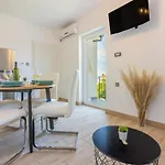 Summer Breeze Apartamento *